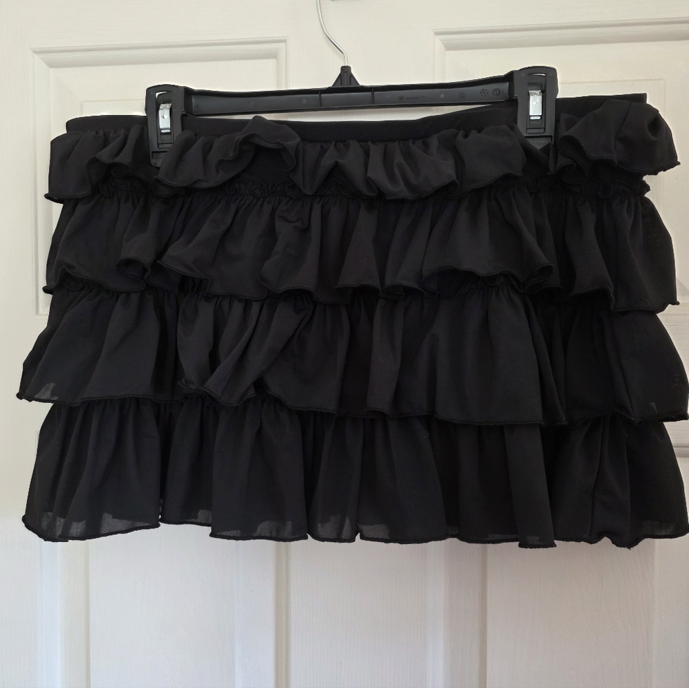 Urban Outfitters Out From Under Cammy Ruffle Trim Micro Skort New - Picture 7 of 9